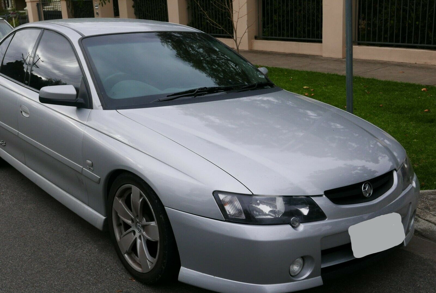 PAINTED HOLDEN Calais VY/VZ Sedan BOOT LIP SPOILER - QUICKSILVER MET 470G