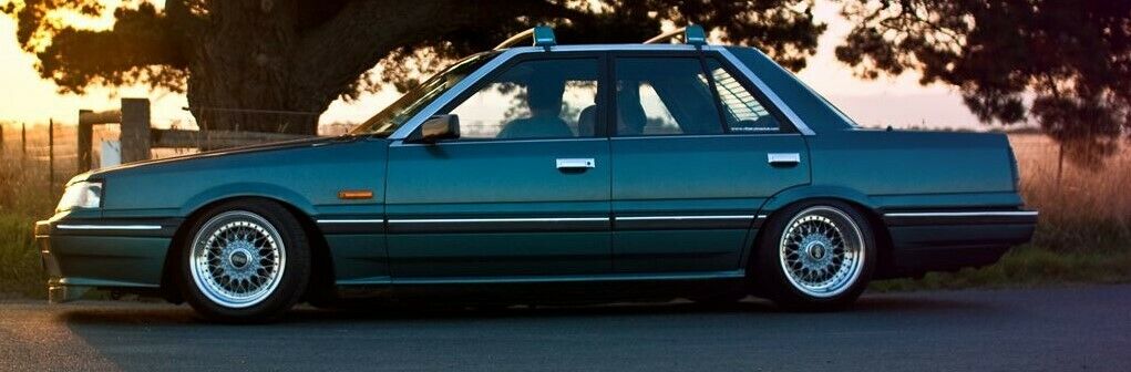UNPAINTED Boot LIP SPOILER for NISSAN SKYLINE GTS R31 -1980S - MATTE BLACK