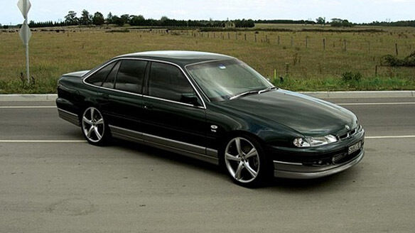 Boot Lip Spoiler for Holden VS Statesman 1995 Painted